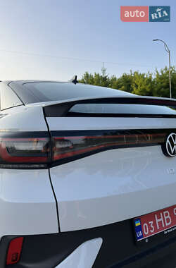 Внедорожник / Кроссовер Volkswagen ID.5 2023 в 
