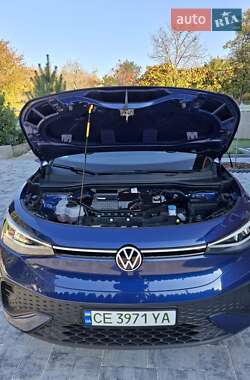 Внедорожник / Кроссовер Volkswagen ID.5 2023 в 