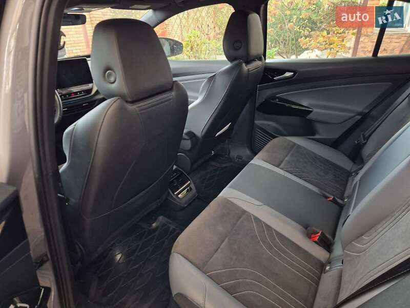Внедорожник / Кроссовер Volkswagen ID.5 2022 в Киеве