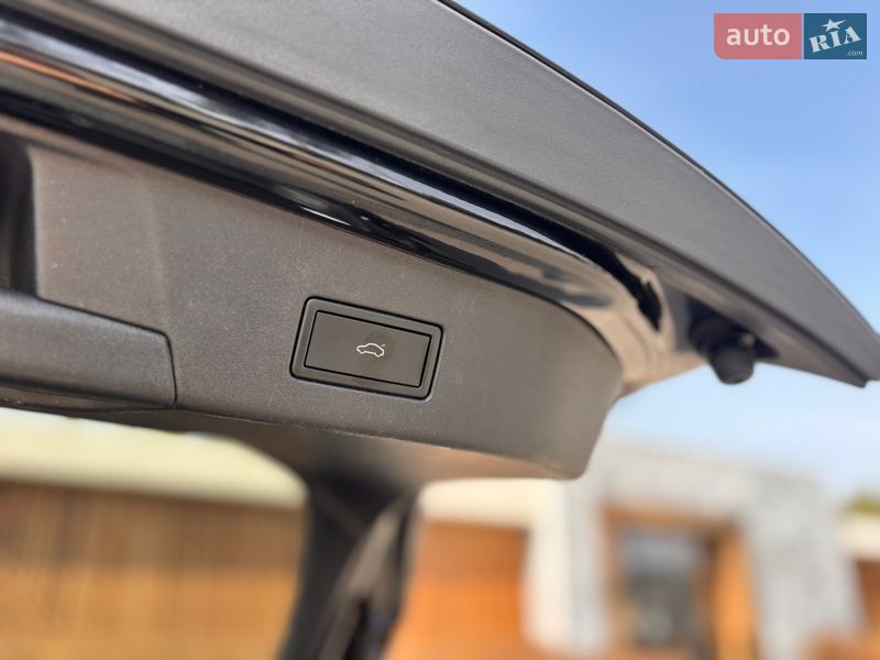 Внедорожник / Кроссовер Volkswagen ID.5 2023 в Киеве