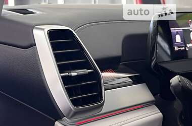 Позашляховик / Кросовер Volkswagen ID.6 Crozz 2022 в 