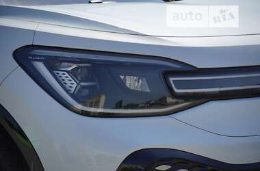 Внедорожник / Кроссовер Volkswagen ID.6 Crozz 2022 в 