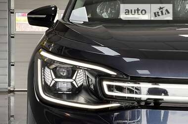 Внедорожник / Кроссовер Volkswagen ID.6 Crozz 2023 в 