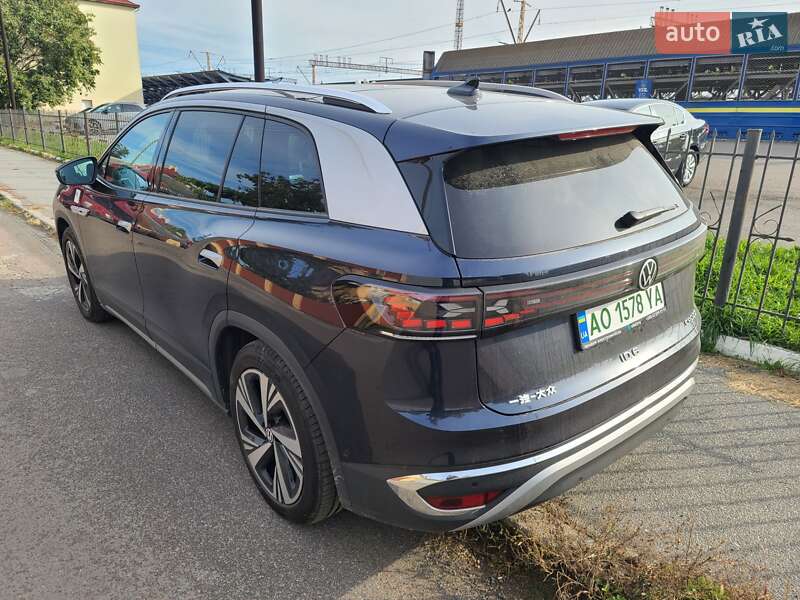 Позашляховик / Кросовер Volkswagen ID.6 Crozz 2022 в Ужгороді