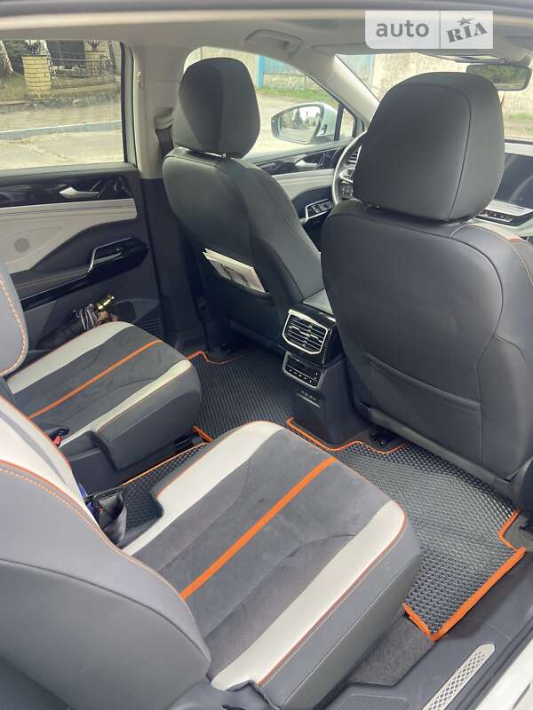 Внедорожник / Кроссовер Volkswagen ID.6 Crozz 2022 в Харькове