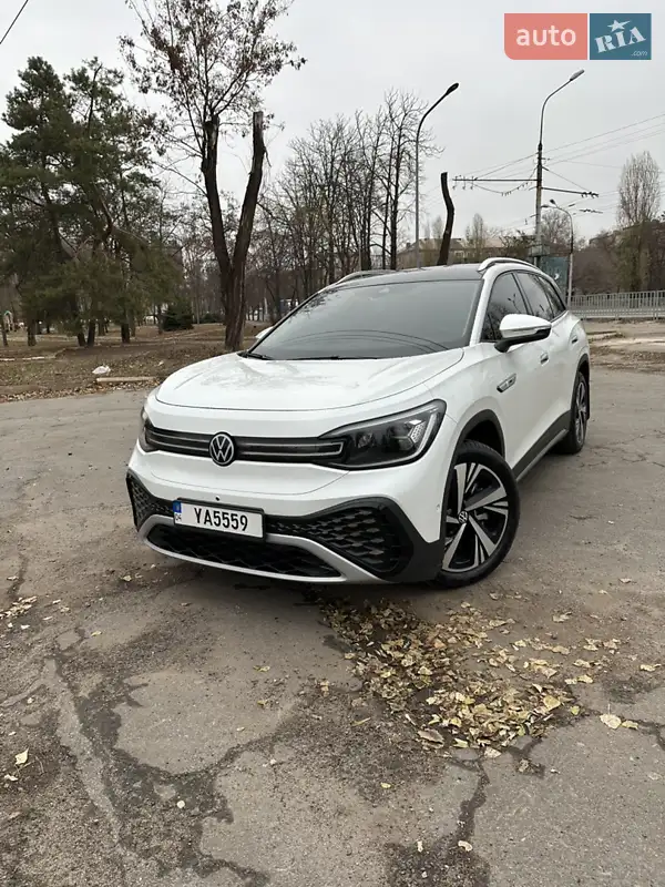 Volkswagen ID.6 Crozz