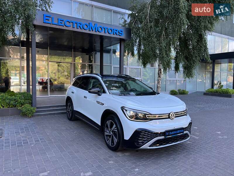 Volkswagen ID.6 Crozz 2024