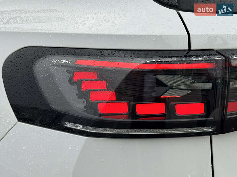 Позашляховик / Кросовер Volkswagen ID.6 Crozz 2022 в Києві