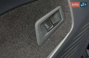 Внедорожник / Кроссовер Volkswagen ID.6 Crozz 2021 в 