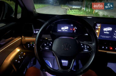 Внедорожник / Кроссовер Volkswagen ID.6 Crozz 2022 в 