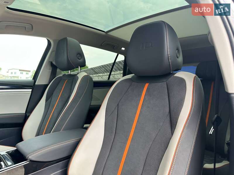Позашляховик / Кросовер Volkswagen ID.6 Crozz 2022 в Києві