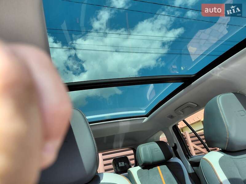 Позашляховик / Кросовер Volkswagen ID.6 Crozz 2022 в Івано-Франківську