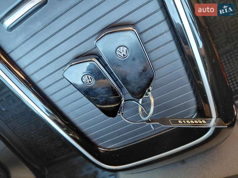 Позашляховик / Кросовер Volkswagen ID.6 Crozz 2022 в Івано-Франківську