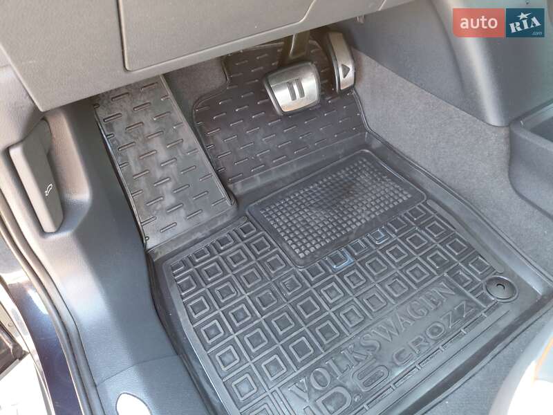 Позашляховик / Кросовер Volkswagen ID.6 Crozz 2022 в Івано-Франківську