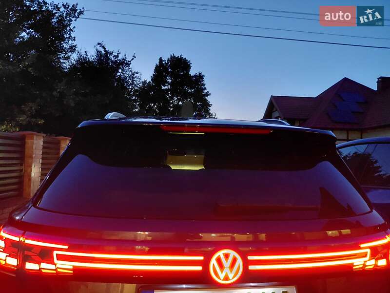 Позашляховик / Кросовер Volkswagen ID.6 Crozz 2022 в Івано-Франківську