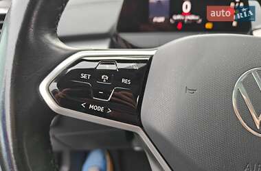 Внедорожник / Кроссовер Volkswagen ID.6 Crozz 2021 в 