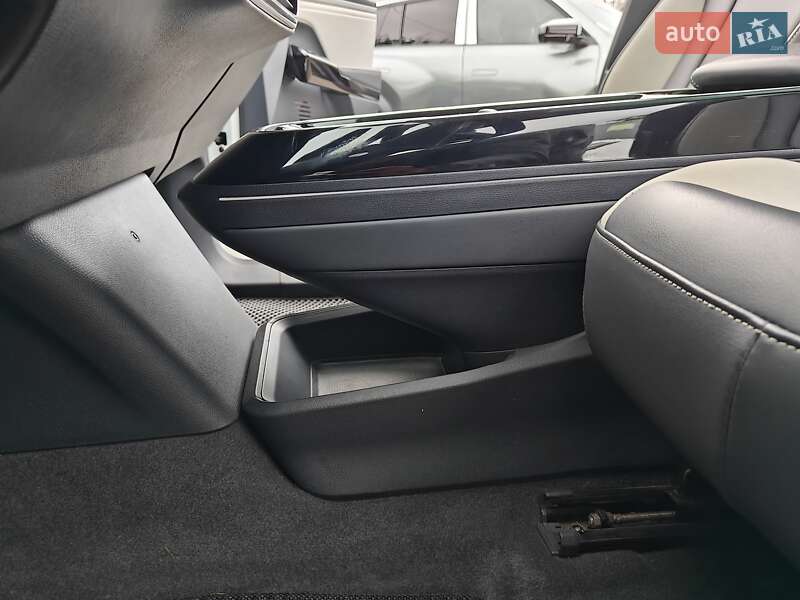 Внедорожник / Кроссовер Volkswagen ID.6 Crozz 2021 в Киеве фото 41 Внедорожник / Кроссовер Volkswagen ID.6 Crozz 2021 в Киеве