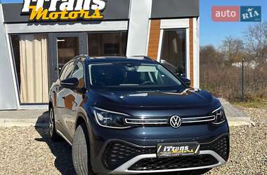 Позашляховик / Кросовер Volkswagen ID.6 Crozz 2023 в Стрию