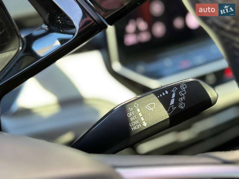 Позашляховик / Кросовер Volkswagen ID.6 Crozz 2023 в Стрию