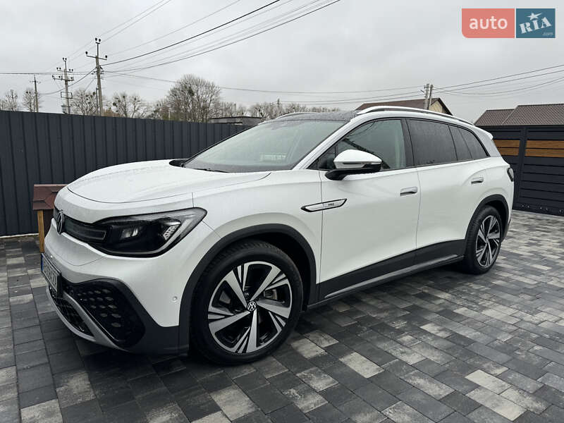 Volkswagen ID.6 Crozz 2023