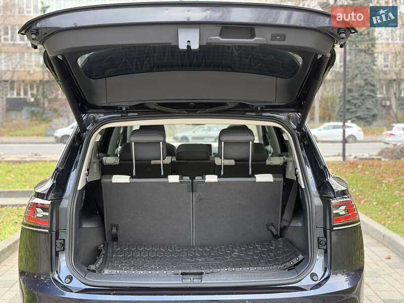 Внедорожник / Кроссовер Volkswagen ID.6 Crozz 2022 в Днепре