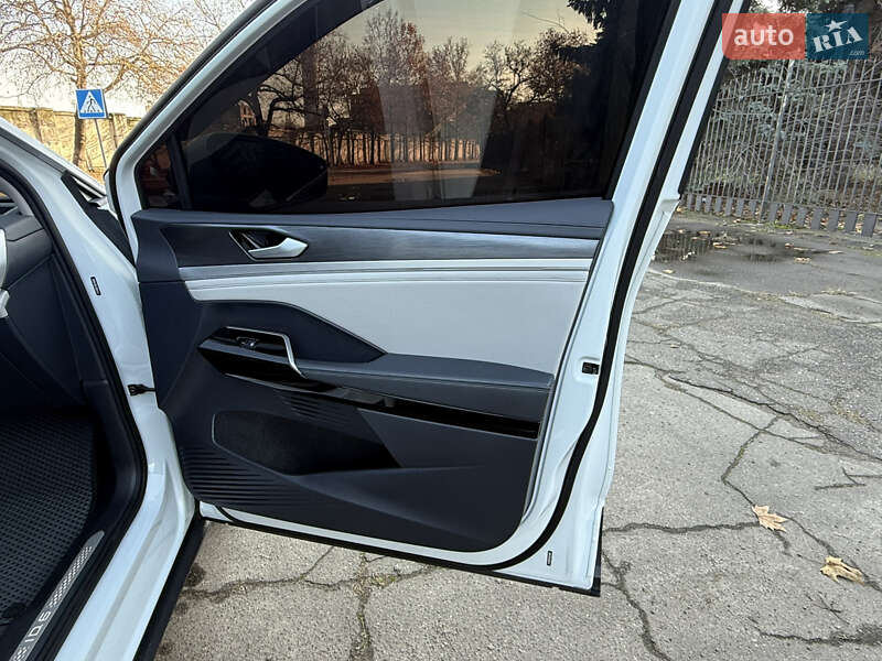 Внедорожник / Кроссовер Volkswagen ID.6 Crozz 2022 в Одессе