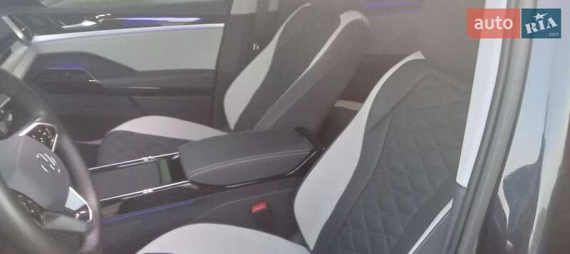 Внедорожник / Кроссовер Volkswagen ID.6 2022 в Запорожье