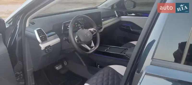 Volkswagen ID.6 2022 VIN LFVVB9E75N5162574 фото оголошення 17 з 42