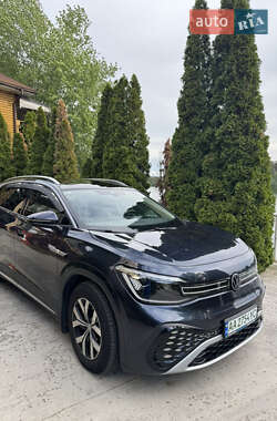Внедорожник / Кроссовер Volkswagen ID.6 2022 в 