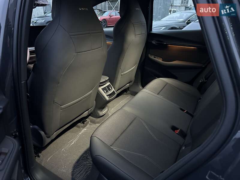 Внедорожник / Кроссовер Volkswagen ID. UNYX 2024 в Киеве