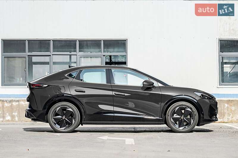 Позашляховик / Кросовер Volkswagen ID. UNYX 2024 в Дніпрі