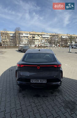 Позашляховик / Кросовер Volkswagen ID. UNYX 2024 в 