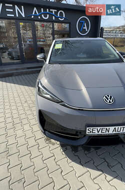Позашляховик / Кросовер Volkswagen ID. UNYX 2024 в 