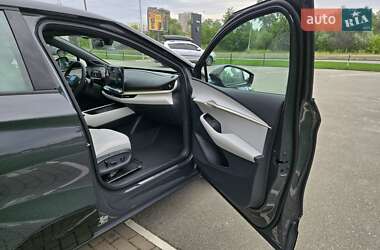 Позашляховик / Кросовер Volkswagen ID. UNYX 2024 в 