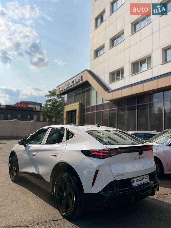 Позашляховик / Кросовер Volkswagen ID. UNYX 2024 в Києві
