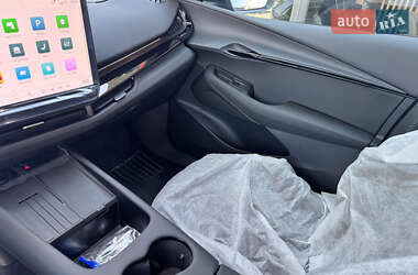 Внедорожник / Кроссовер Volkswagen ID. UNYX 2024 в 