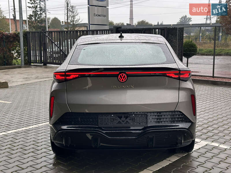 Позашляховик / Кросовер Volkswagen ID. UNYX 2024 в Чернівцях