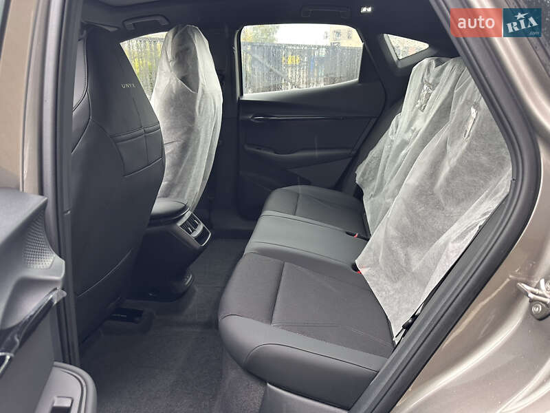 Позашляховик / Кросовер Volkswagen ID. UNYX 2024 в Чернівцях