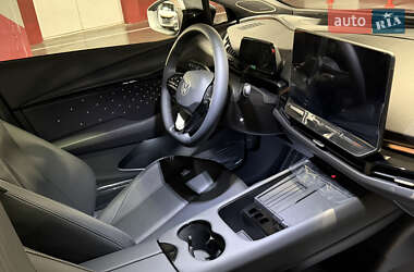 Внедорожник / Кроссовер Volkswagen ID. UNYX 2025 в 