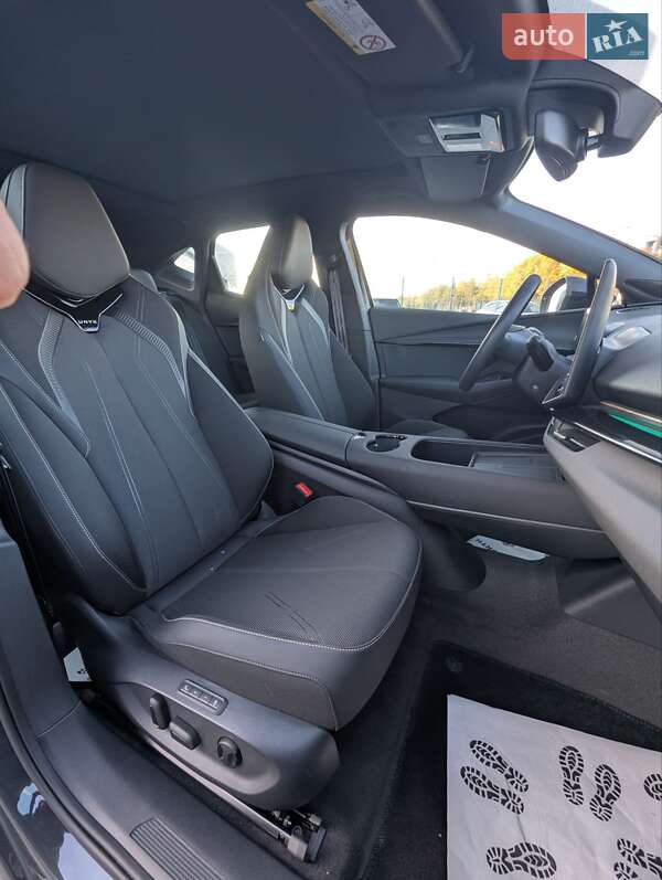 Внедорожник / Кроссовер Volkswagen ID. UNYX 2024 в Львове