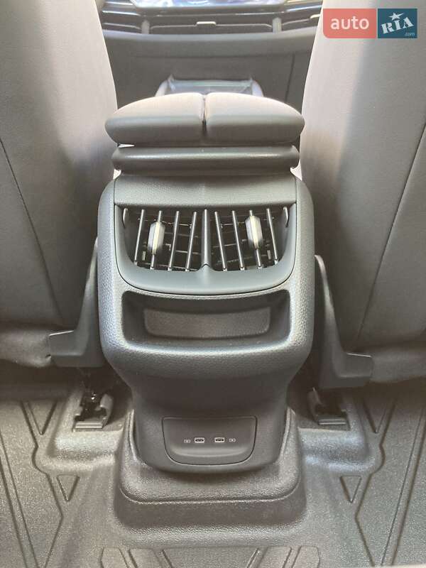 Внедорожник / Кроссовер Volkswagen ID. UNYX 2025 в Львове