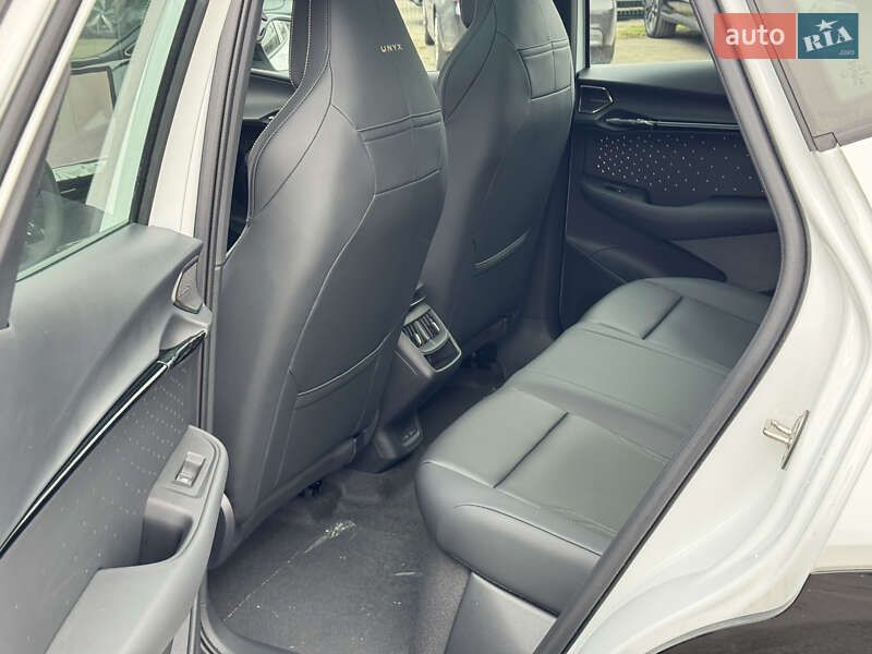 Внедорожник / Кроссовер Volkswagen ID. UNYX 2024 в Киеве