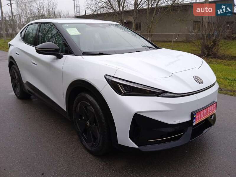 Внедорожник / Кроссовер Volkswagen ID. UNYX 2025 в Черновцах