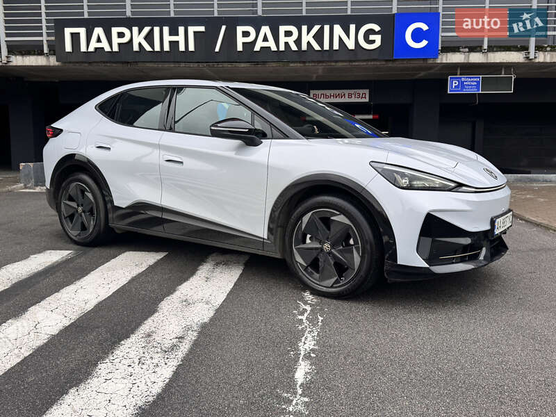 Позашляховик / Кросовер Volkswagen ID. UNYX 2024 в Києві фото 7 Позашляховик / Кросовер Volkswagen ID. UNYX 2024 в Києві