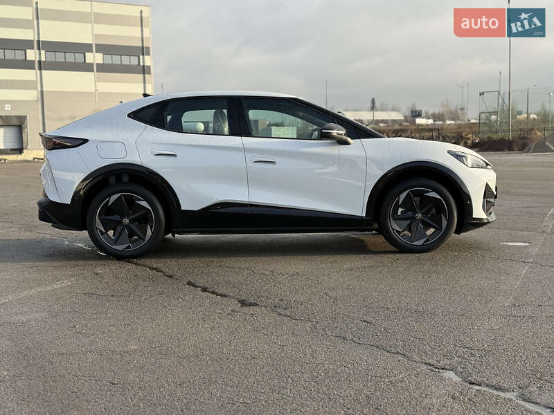 Позашляховик / Кросовер Volkswagen ID. UNYX 2025 в Києві