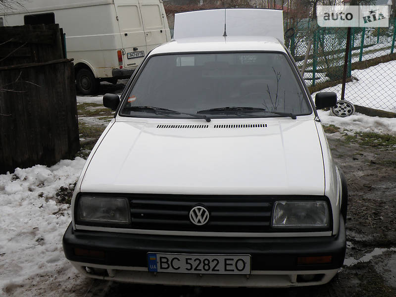 Купе Volkswagen Jetta 1990 в Мостиске