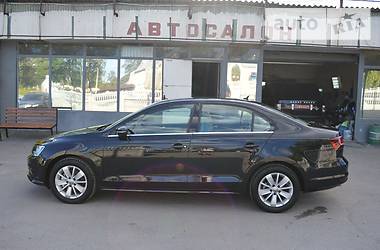 Седан Volkswagen Jetta 2016 в Тернополе