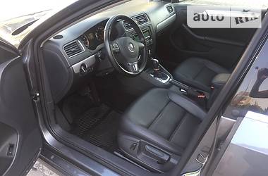 Седан Volkswagen Jetta 2014 в Львове