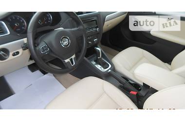 Седан Volkswagen Jetta 2014 в Києві