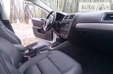Седан Volkswagen Jetta 2014 в Покровске